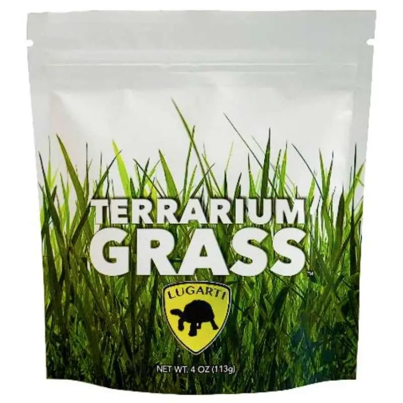 A photo of the bag of Lugarti Terrarium Grass on a white background